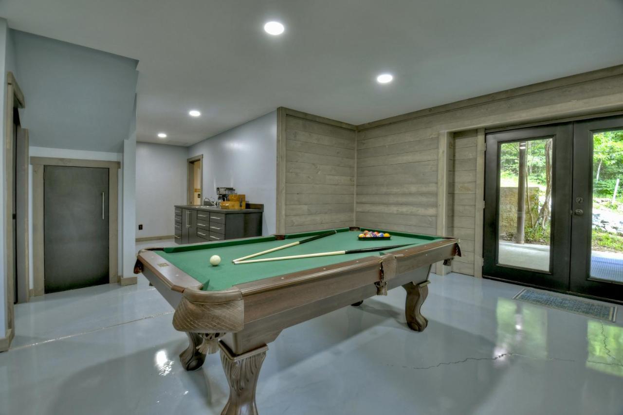 The Chariot - Creek Front With Hottub, Fire Pits, Billiards, Ev Charger - Sandalwood Stays Blue Ridge Esterno foto