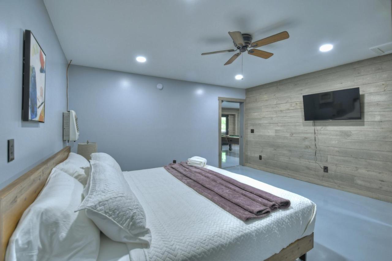 The Chariot - Creek Front With Hottub, Fire Pits, Billiards, Ev Charger - Sandalwood Stays Blue Ridge Esterno foto