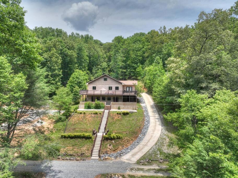 The Chariot - Creek Front With Hottub, Fire Pits, Billiards, Ev Charger - Sandalwood Stays Blue Ridge Esterno foto
