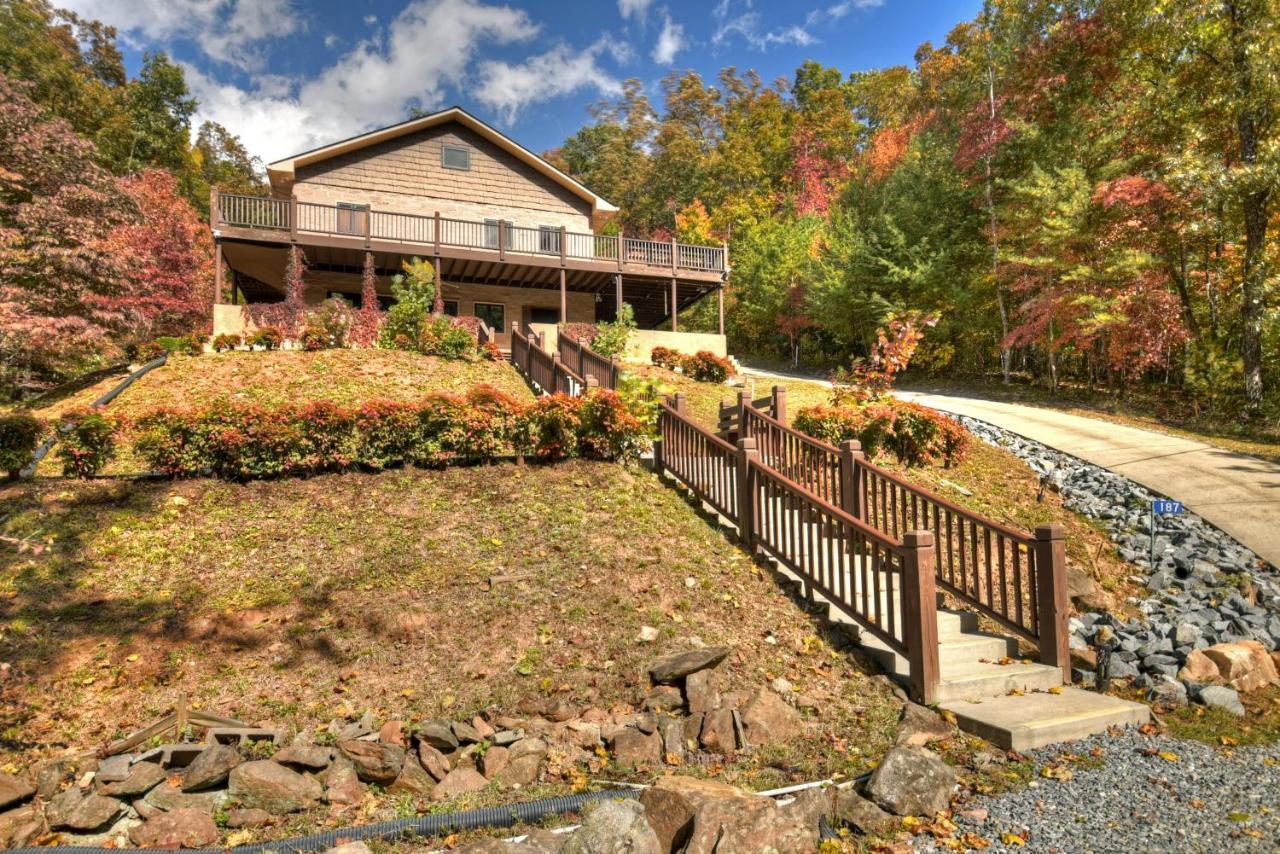 The Chariot - Creek Front With Hottub, Fire Pits, Billiards, Ev Charger - Sandalwood Stays Blue Ridge Esterno foto