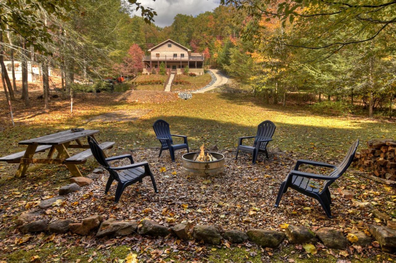 The Chariot - Creek Front With Hottub, Fire Pits, Billiards, Ev Charger - Sandalwood Stays Blue Ridge Esterno foto